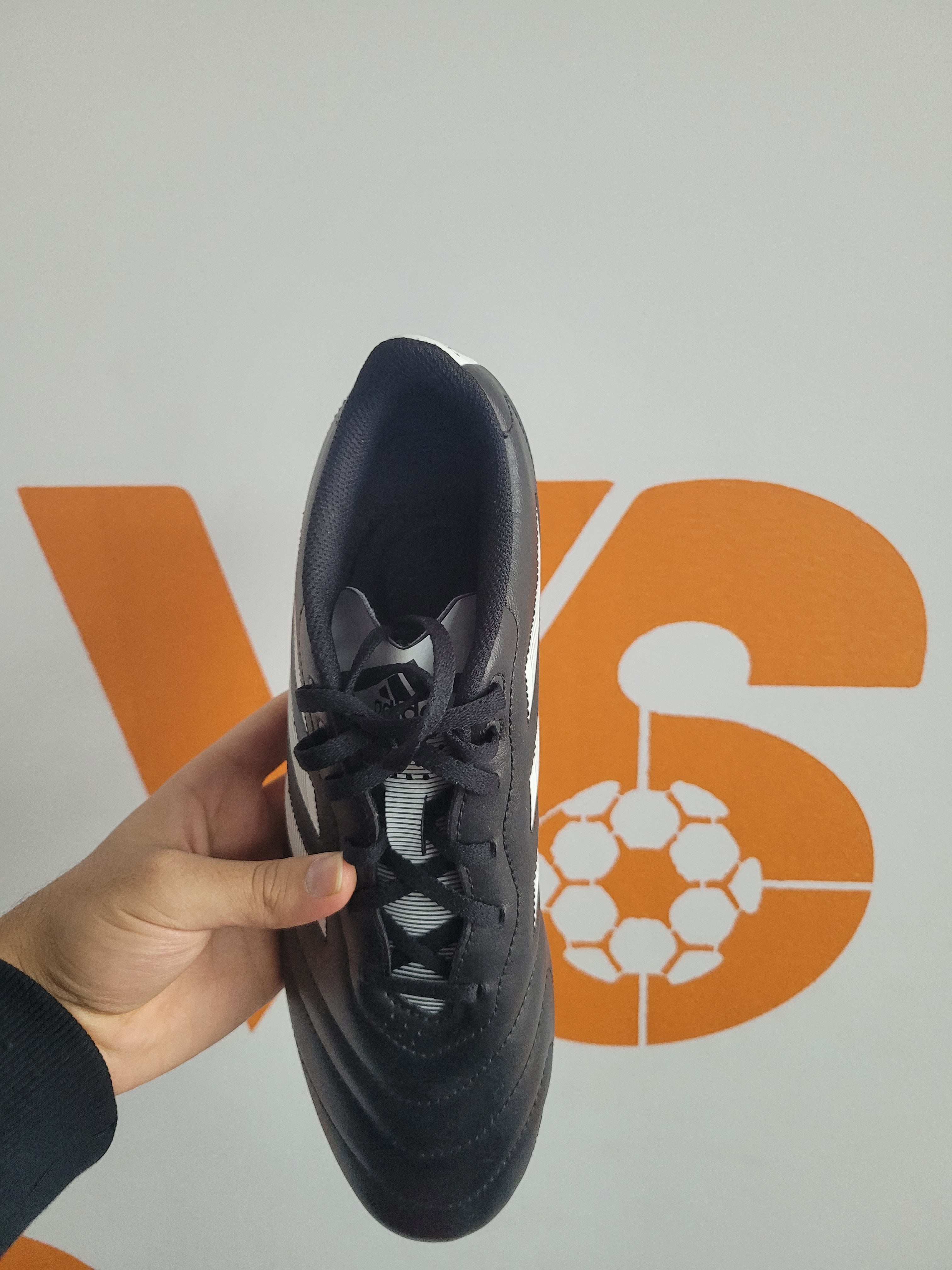 Souliers Adidas Goletto