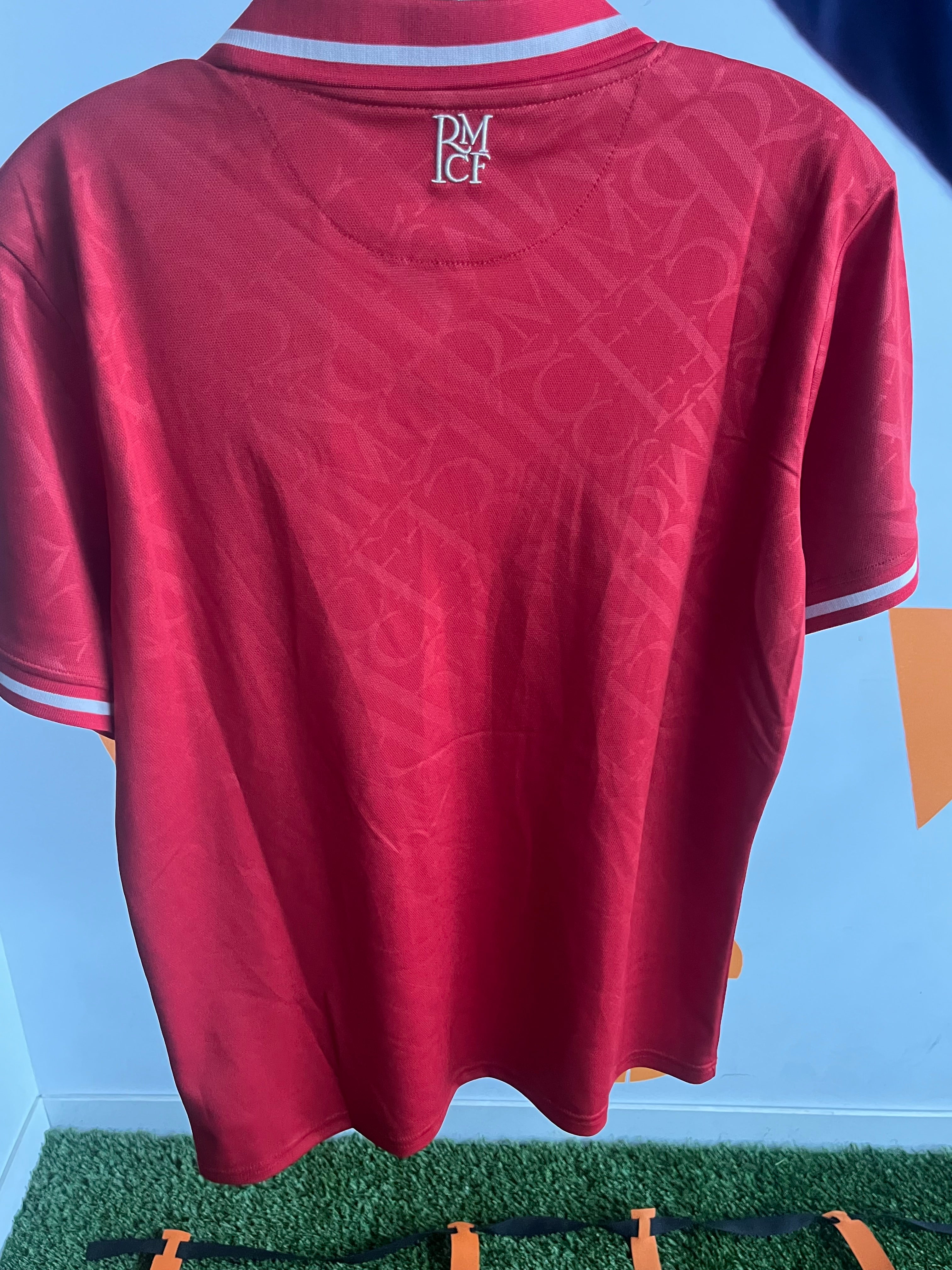 Réal Madrid red Jersey