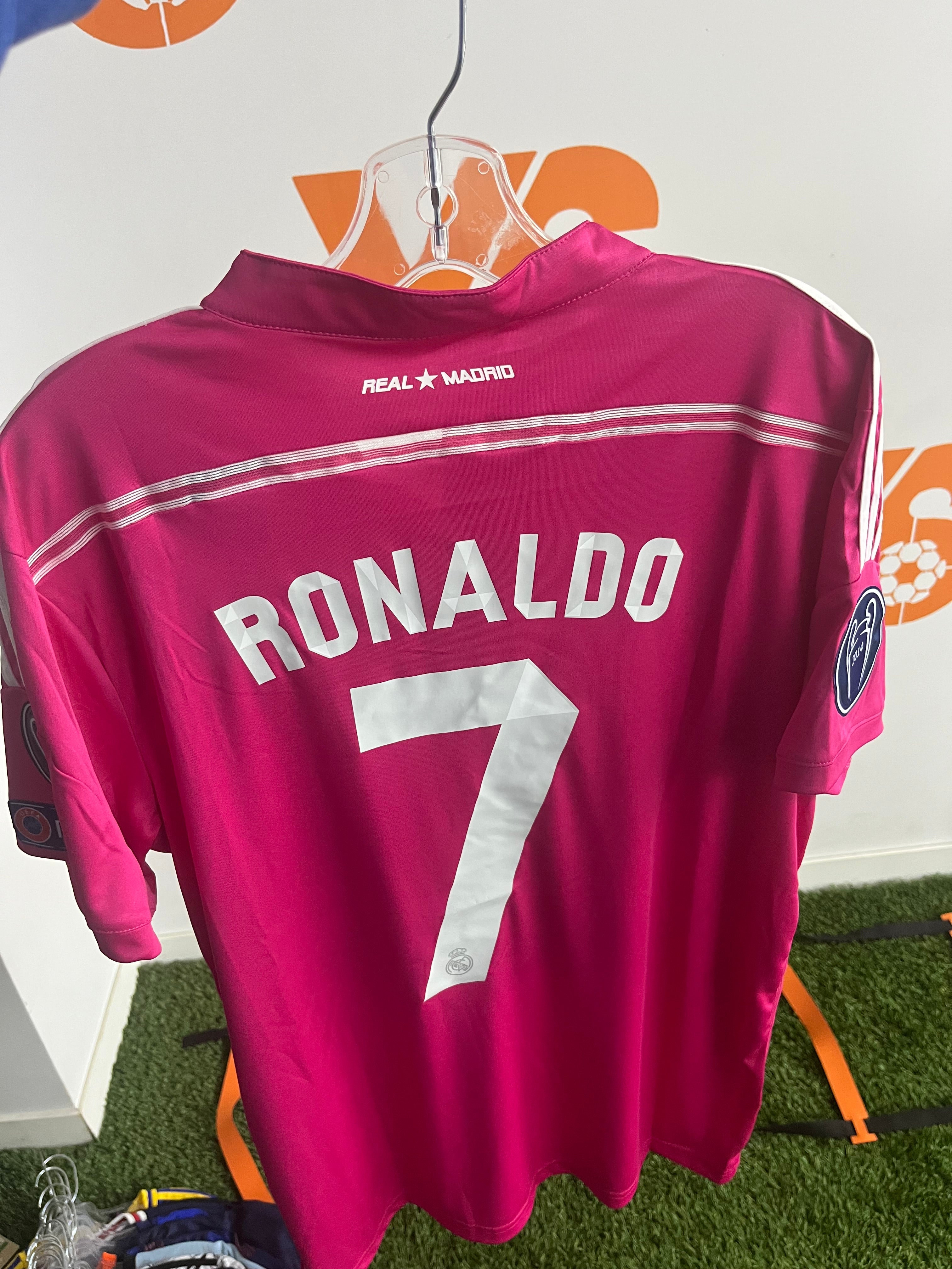 Real Madrid Pink Ronaldo jersey