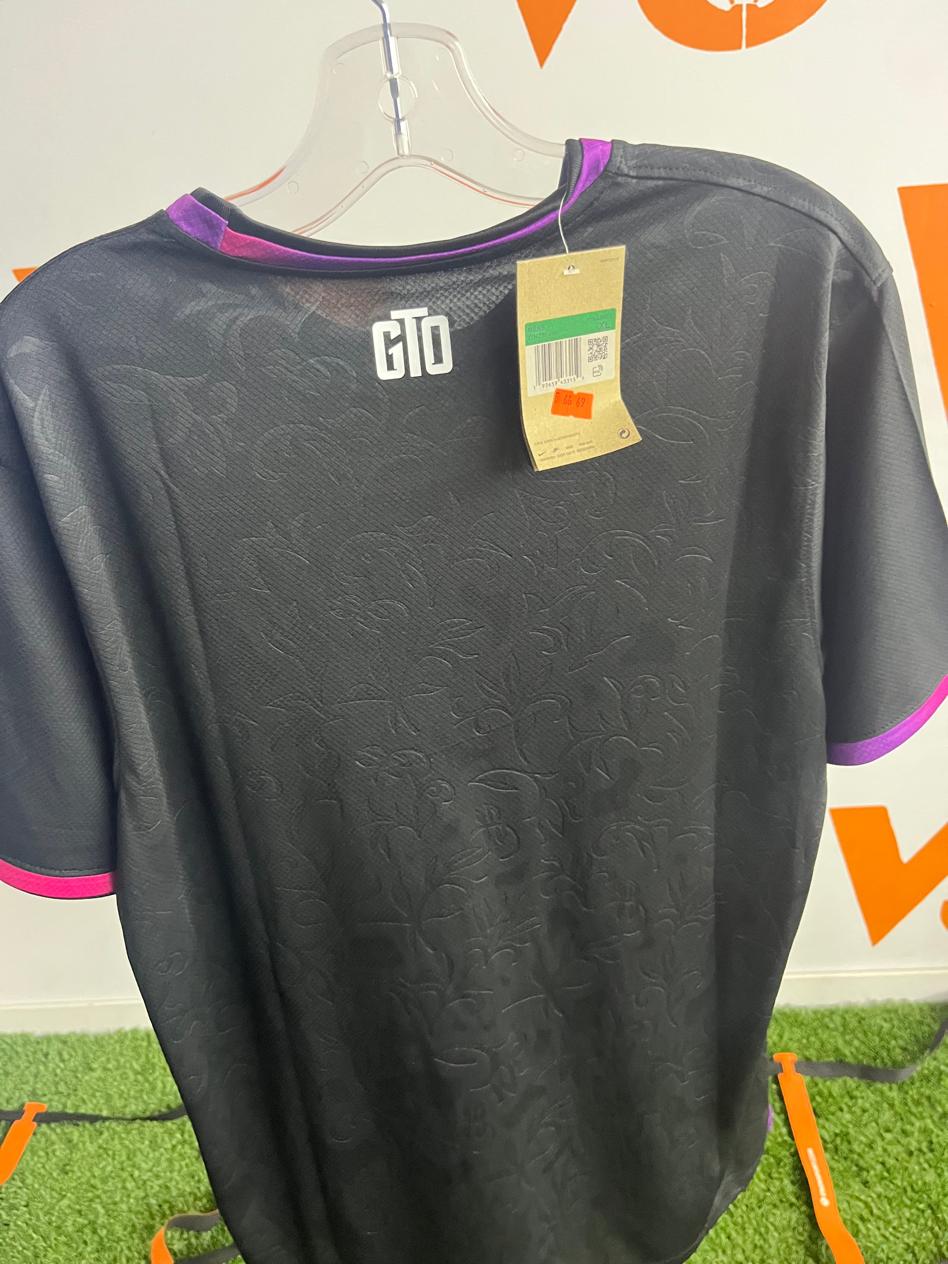 PSG Purple & black jersey