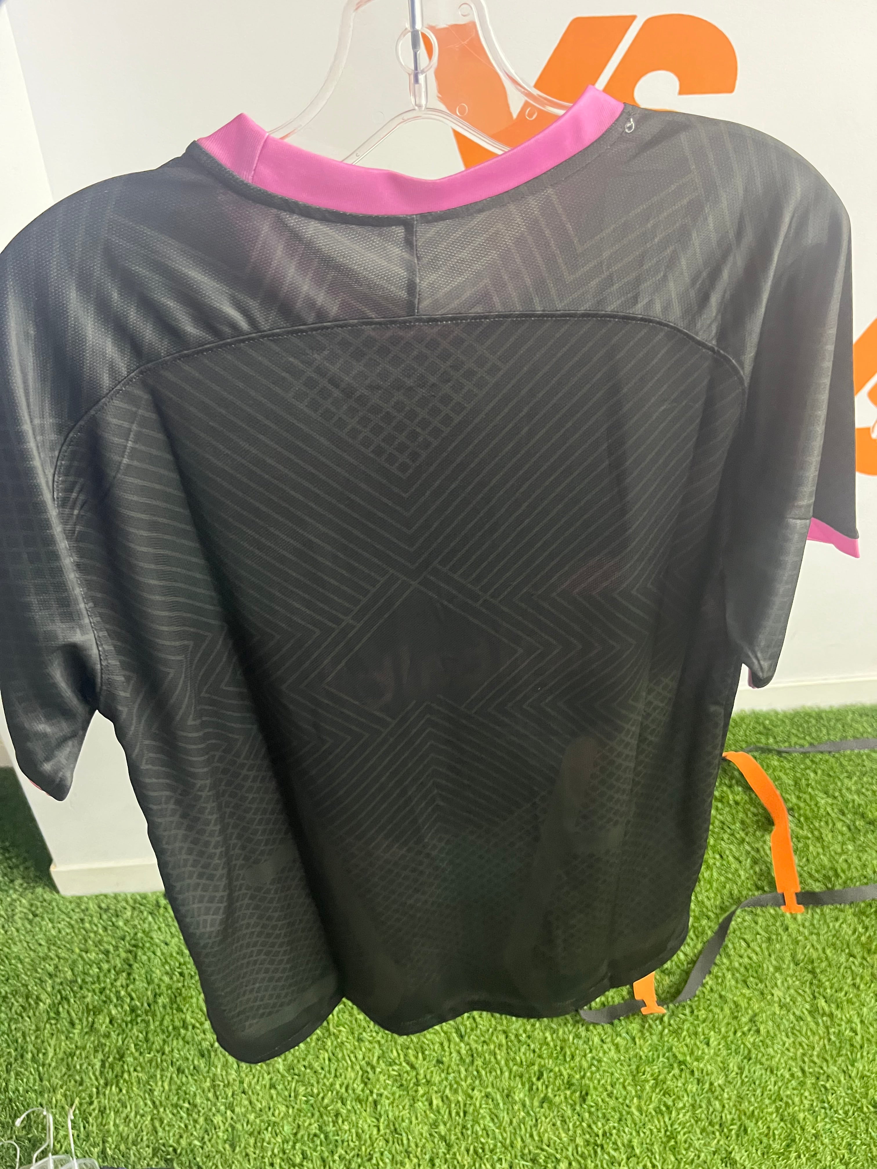 Inter Milan black & pink jersey