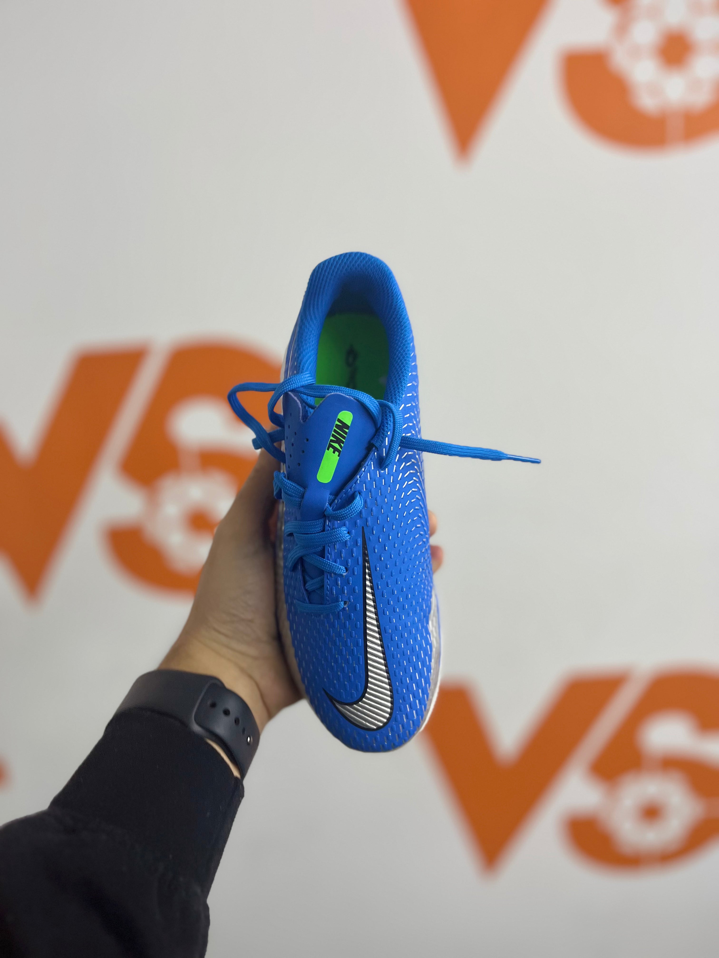 Nike JR phantom GT academy