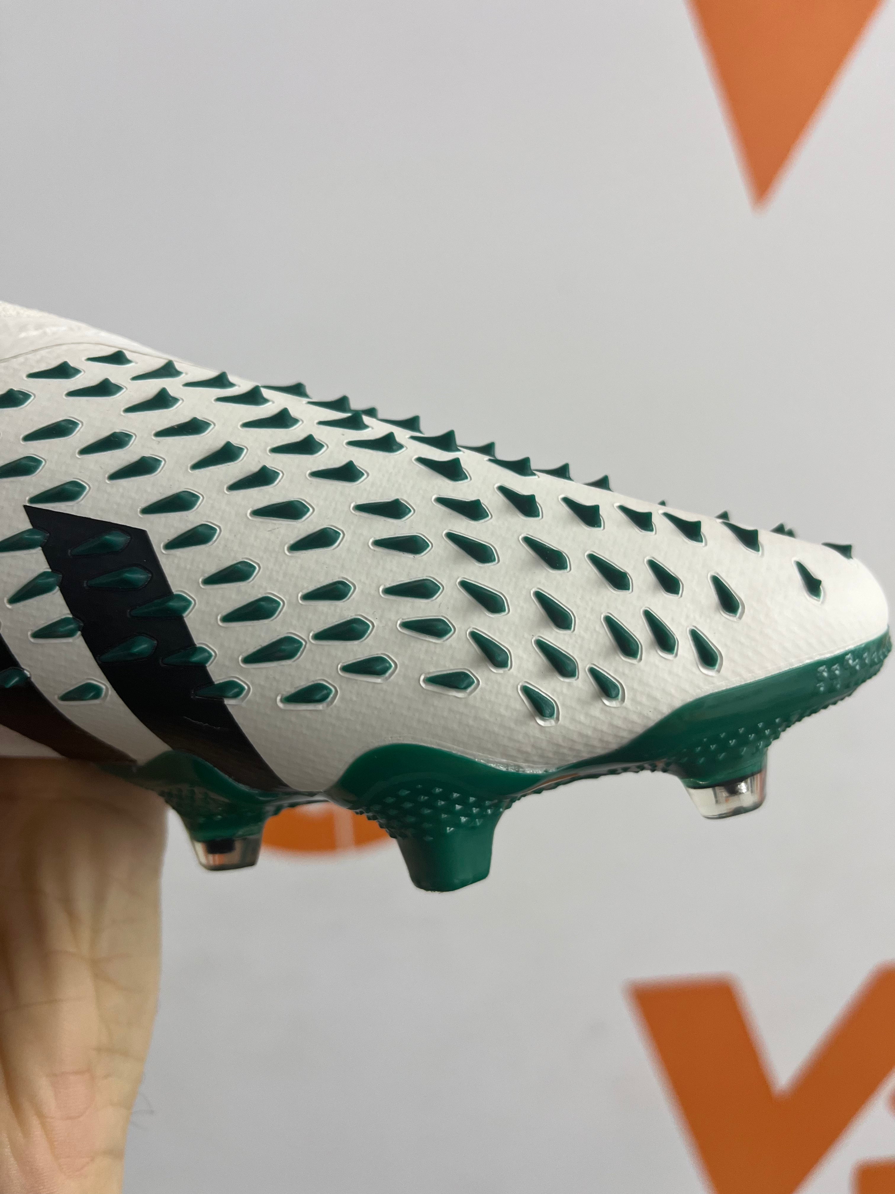 Adidas Predator Freak+ FG demonskin