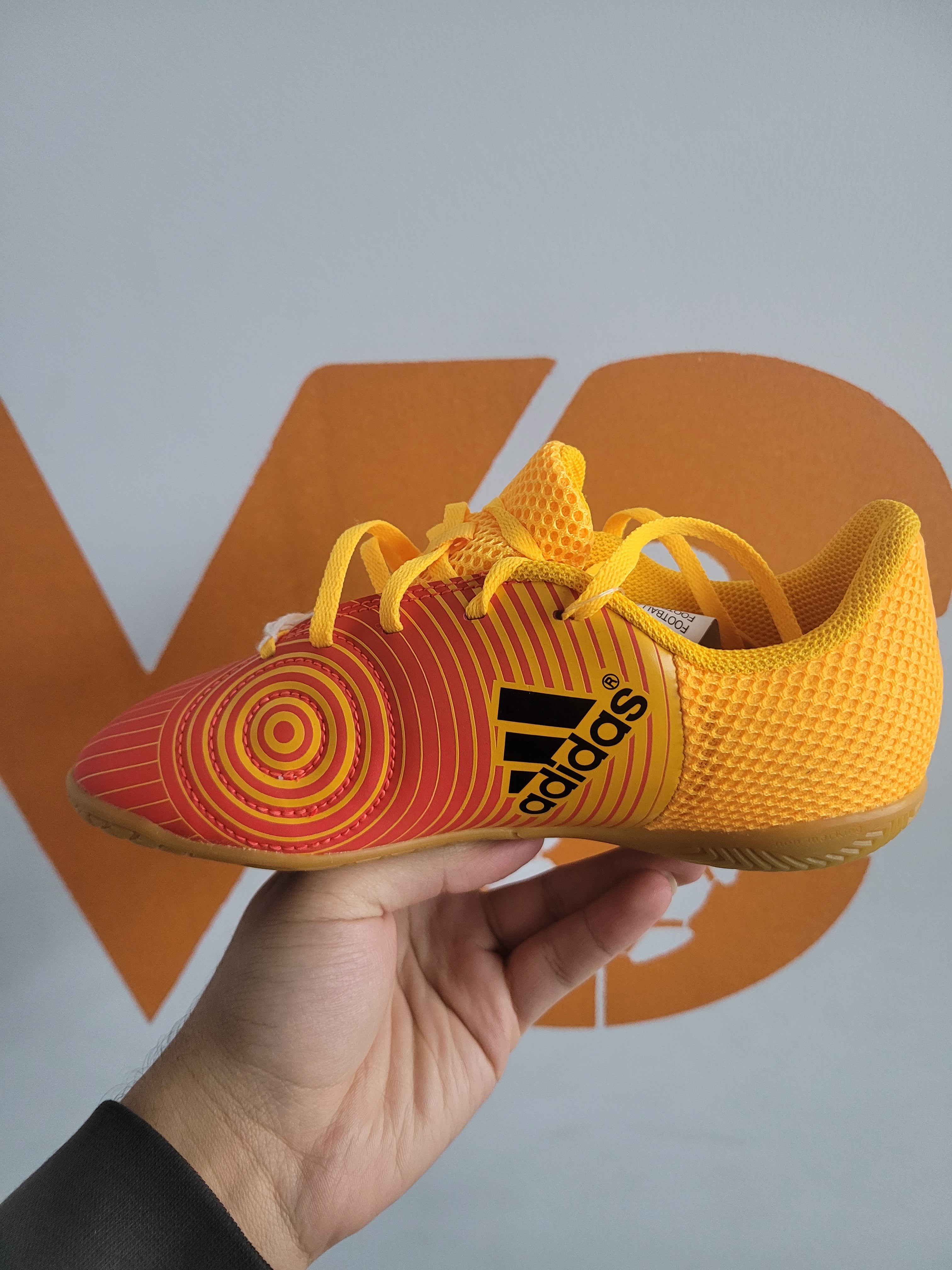 Souliers Adidas Touchsala FF