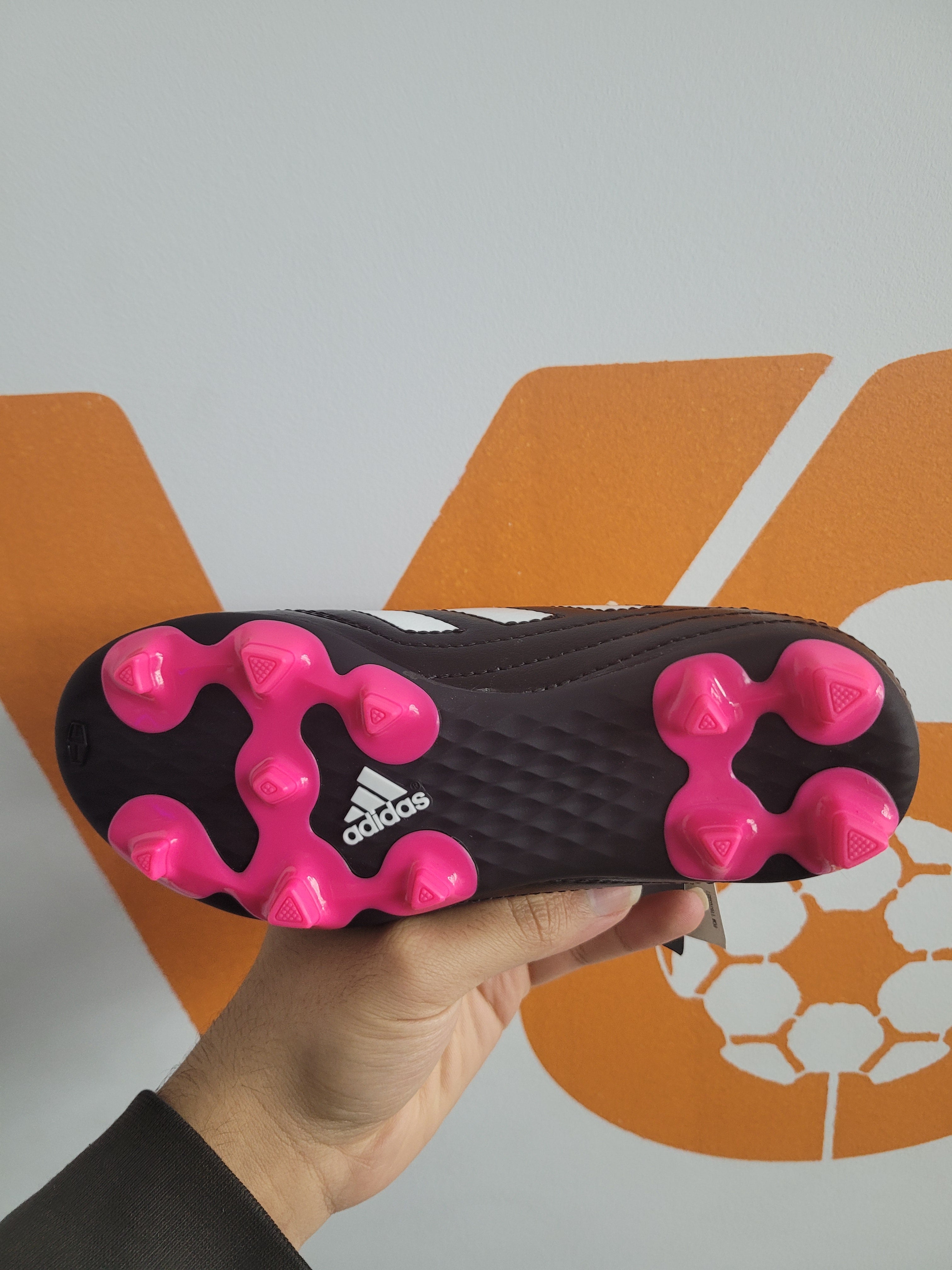 Souliers Adidas Goletto VI Rose