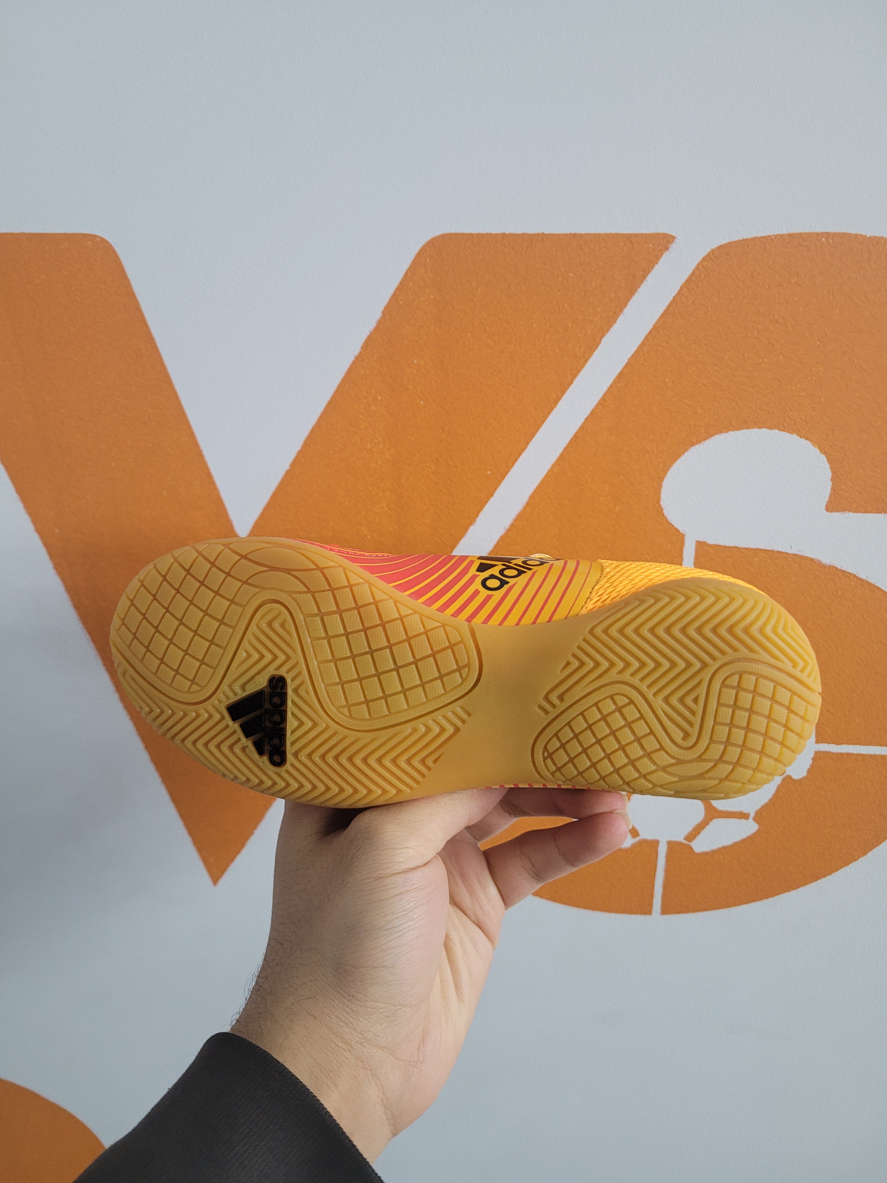 Souliers Adidas Touchsala FF